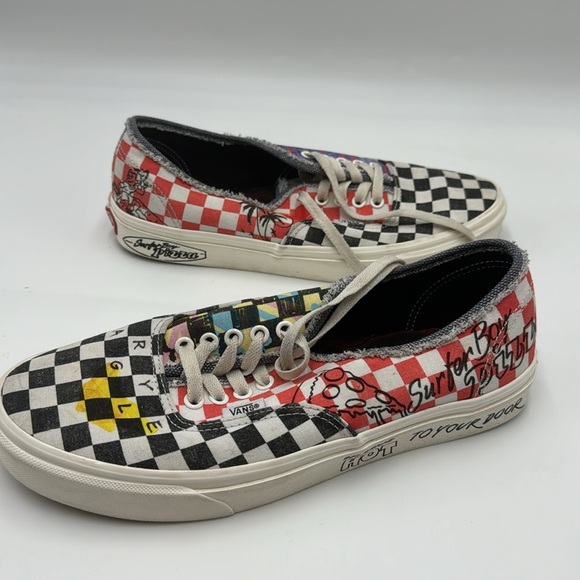 Vans Stranger Things Pizza Special Edition Size 9.5 Men and 11.0 Women's - Picture 9 of 11